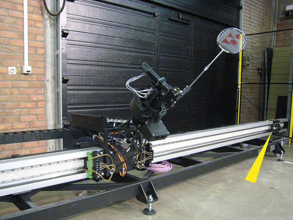Carriage constructions for sport robots